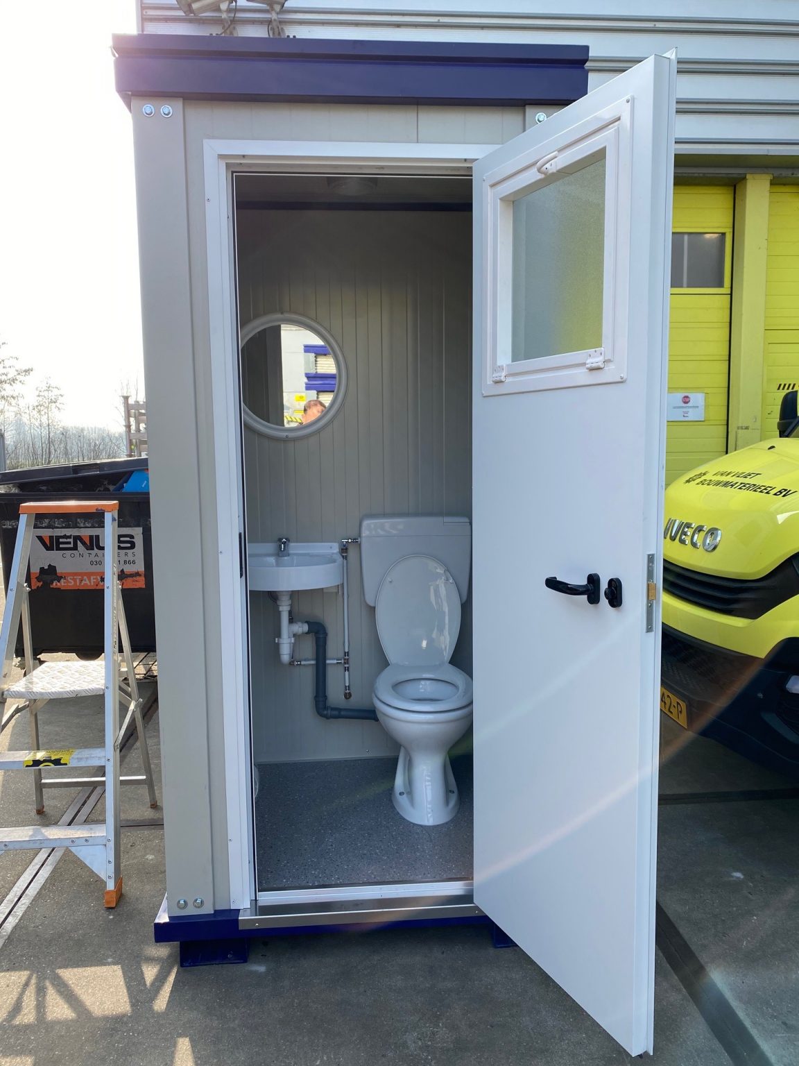 Mobiele Toilet Unit 1200 x 1160 x 2210 mm